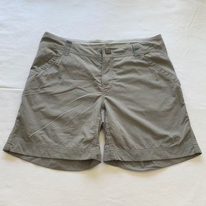 Mountain Hardware Hiking Shorts, Gray, Women's Size 6